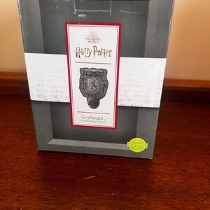 Scentsy Hogwarts House Wax Warmer